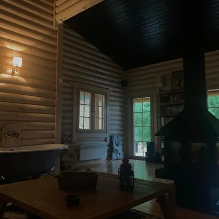 木屋 Shelter